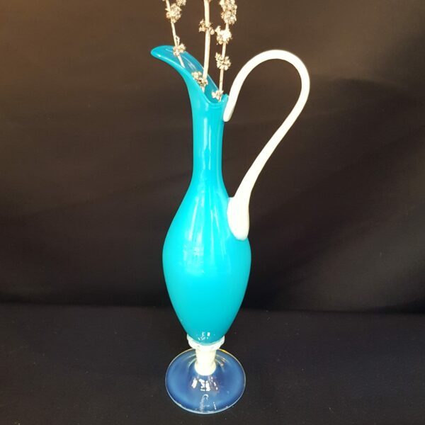 aiguiere vase opaline bleue merveille et bout de chandelle 1 scaled