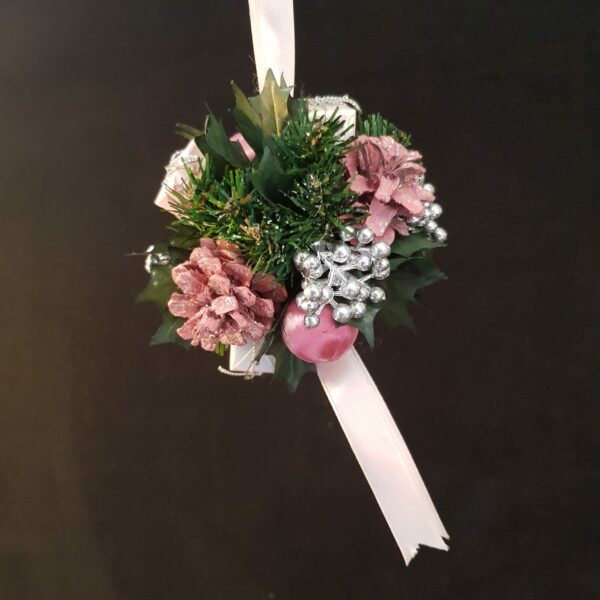 decorations noel rose blanc merveille et bout de chandelle 8 scaled