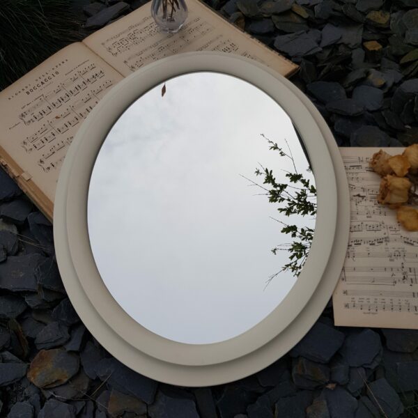 miroir ovale bois blanc merveille et bout de chandelle 3 scaled