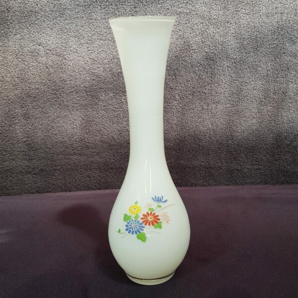 petit vase verre blanc decor fleurs brocante vintage decovintage