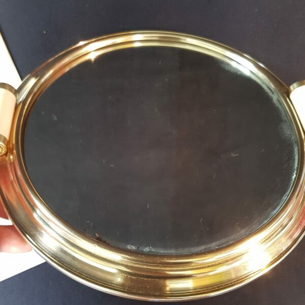 plateau miroir metal dore merveille et bout de chandelle 1 scaled