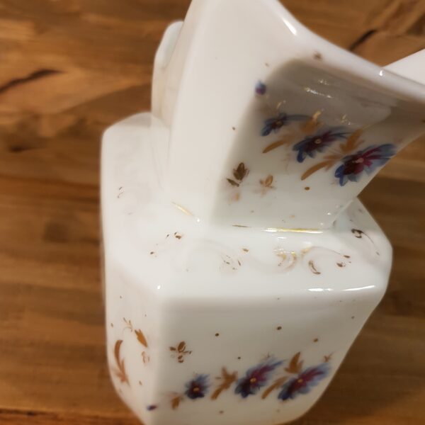 pot lait sauciere porcelaine merveille et bout de chandelle 9