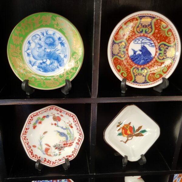 presentoir assiettes miniatures en porcelaine fine du japon 1982 1