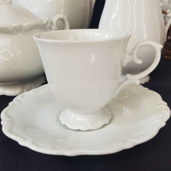 service cafe the porcelaine blanc tirschenreuth germany brocante 1 scaled