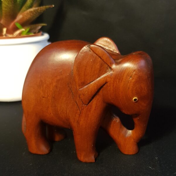 statue sculpture elephant bois merveille et bout de chandelle 2
