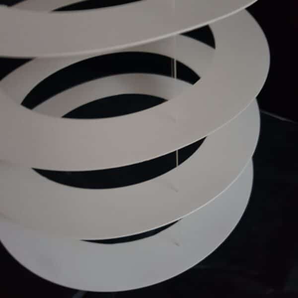 suspension decoration plastique blanc merveille et bout de chandelle 9