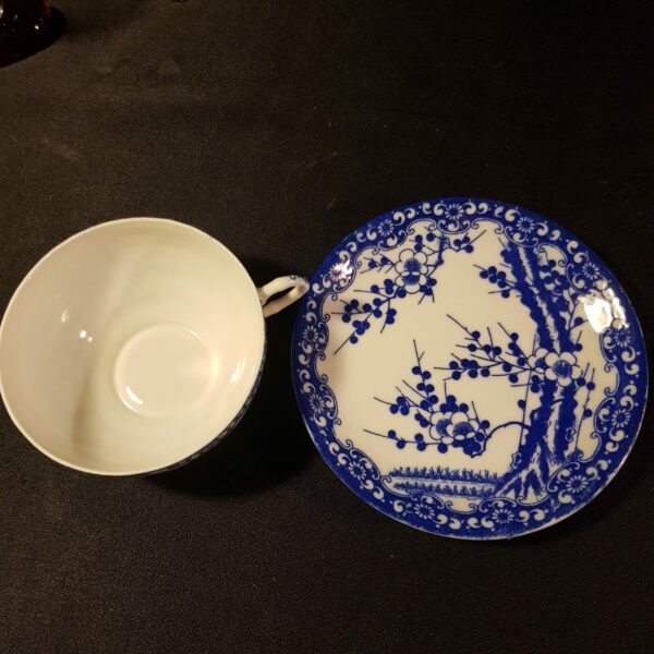 tasse porcelaine fine bleu merveille et bout de chandelle 3 scaled