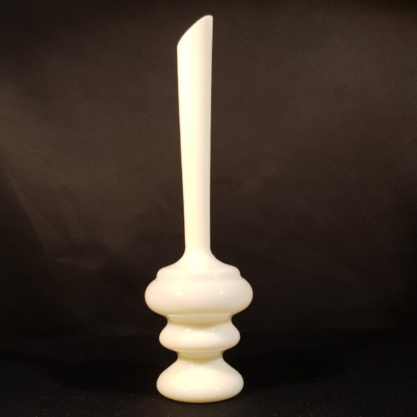 vase verre opaline blanche merveille et bout de chandelle 1