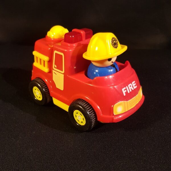 vehicule pompier jouet jeu bebe merveille et bout de chandelle